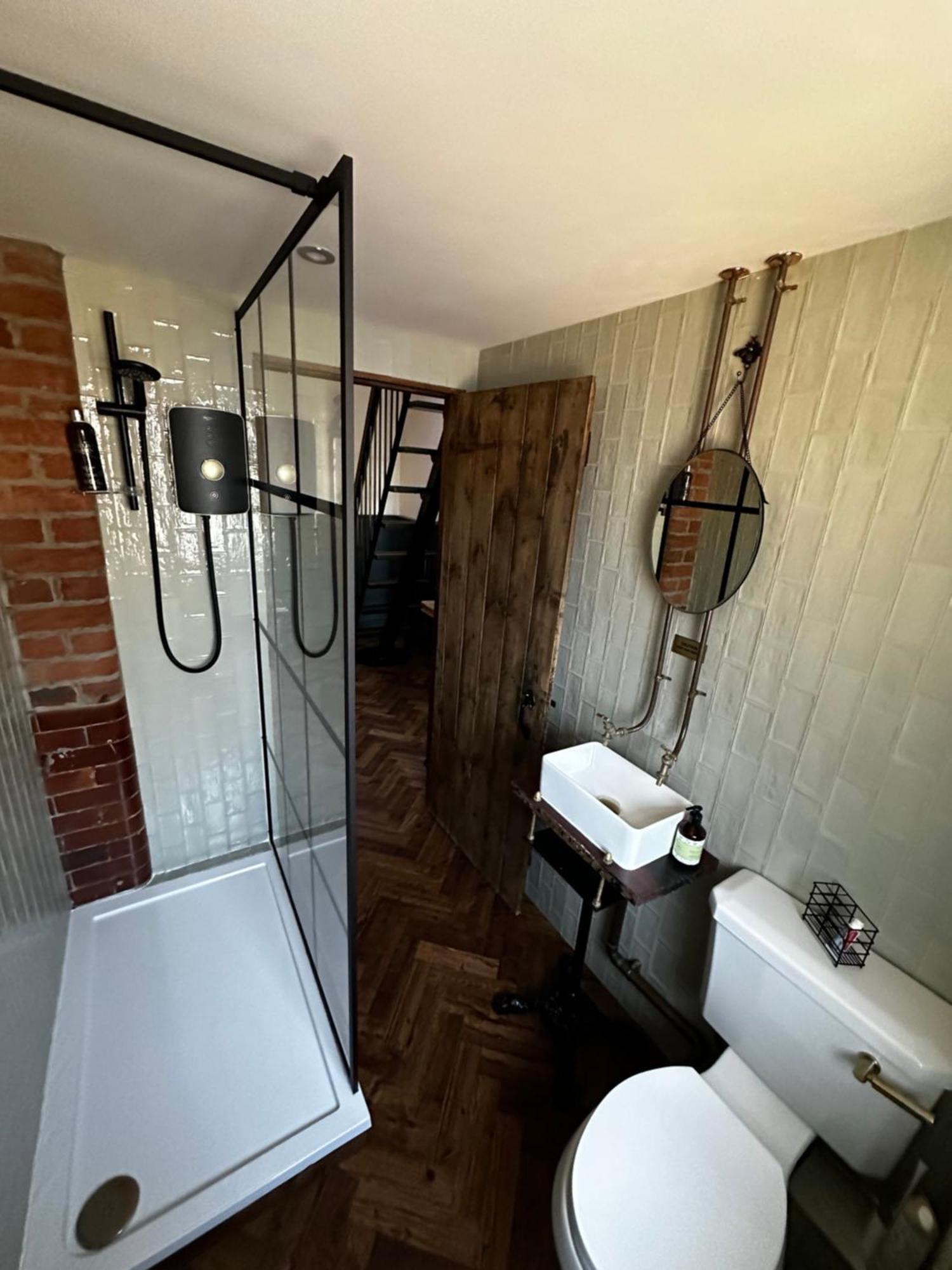 Unique Victorian Stable Conversion Халифакс Екстериор снимка