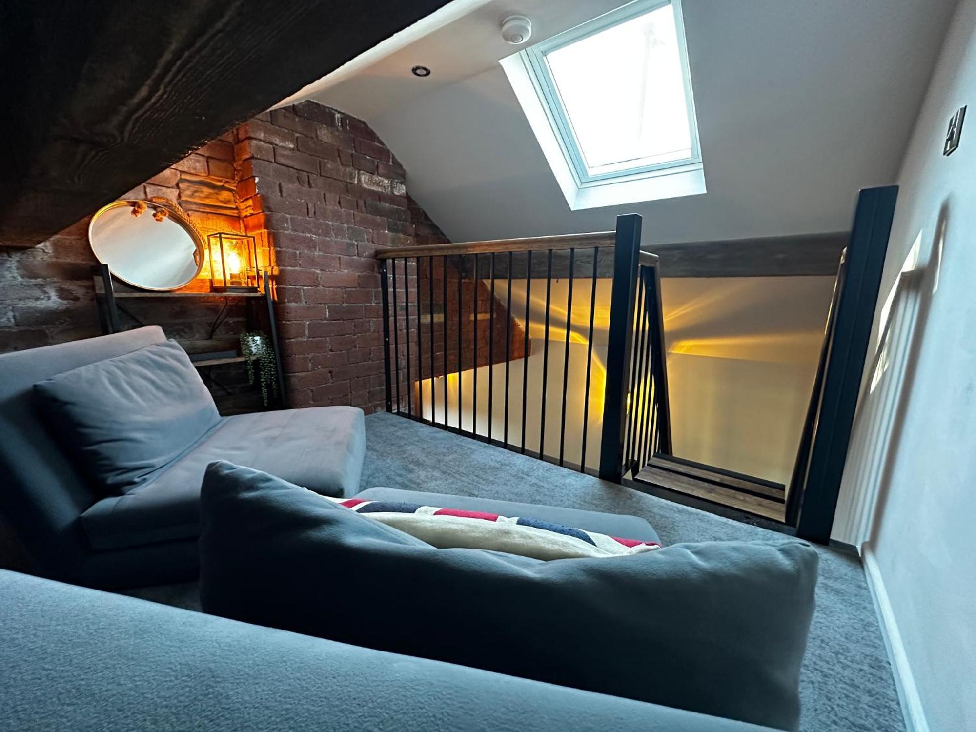Unique Victorian Stable Conversion Халифакс Екстериор снимка